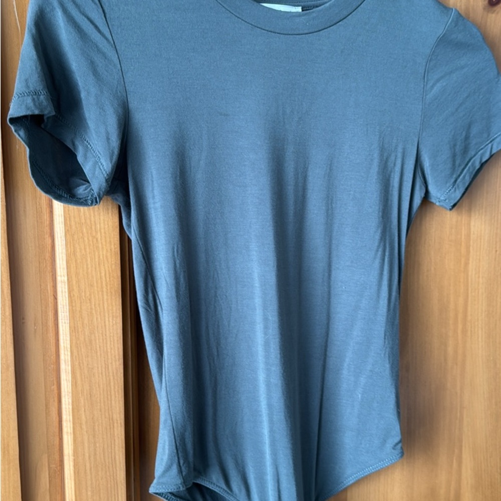 Aritzia Wilfred bodysuit